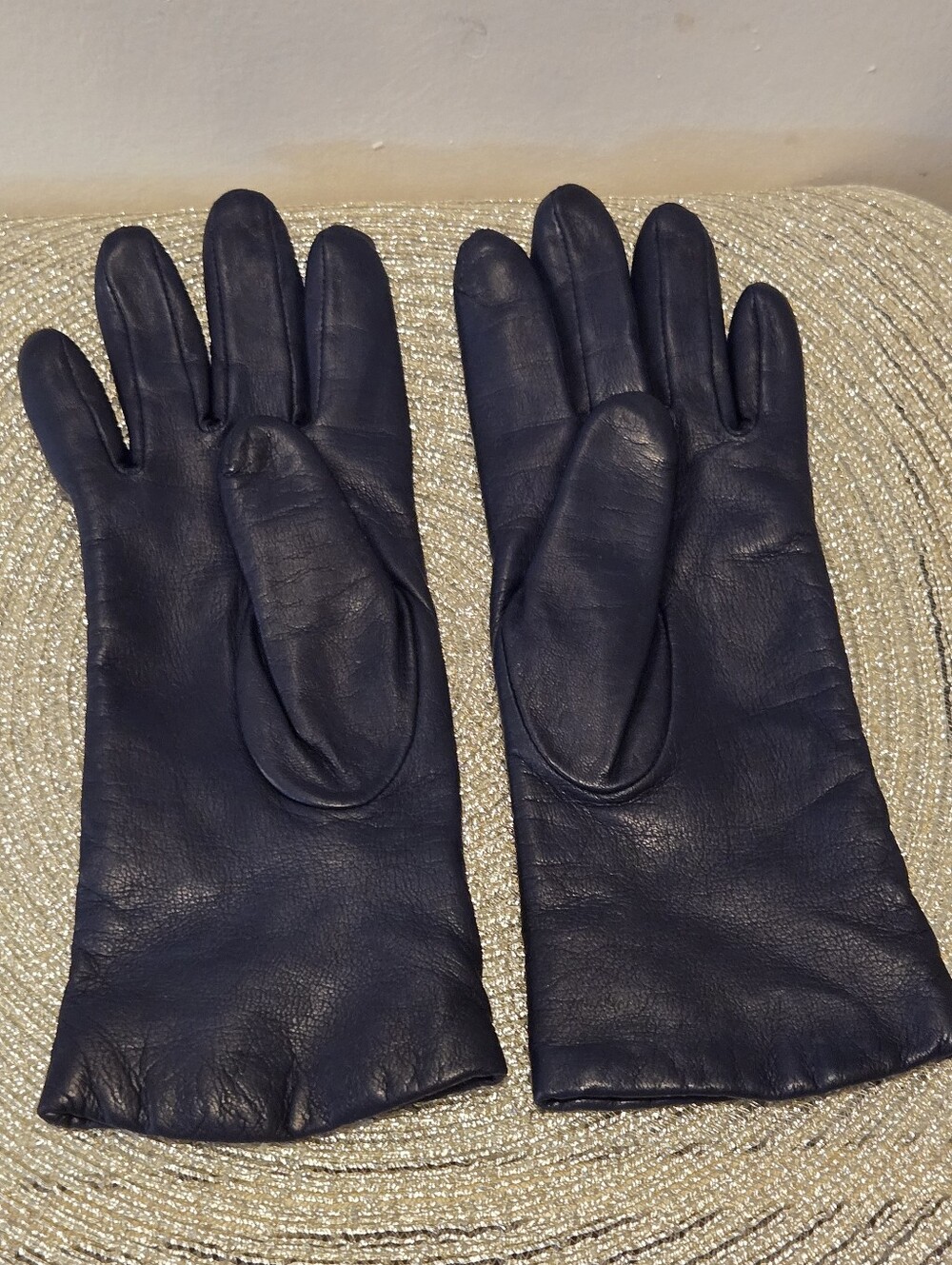 Nordstrom Women’s Navy Blue Genuine Leather Cashmere Lined Gloves (Size 6.5)